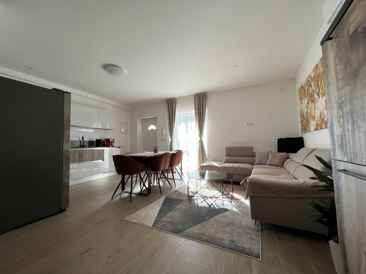 Villa Maci Kaštela Kültér fotó